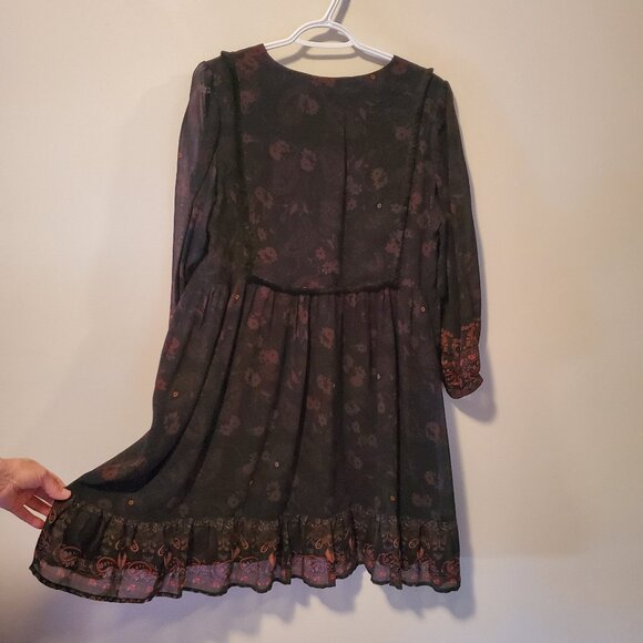 Louizon Black/ Burgundy Floral Long Sleeve Ruffed Hem Mini Dress Viscose Small. - Picture 2 of 3